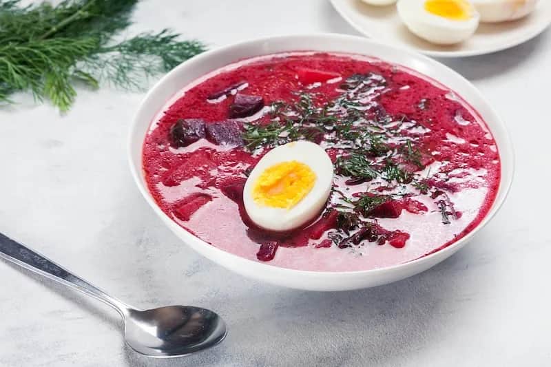 Jak ugotować zupę z botwiny - prosty przepis na smaczną zupę