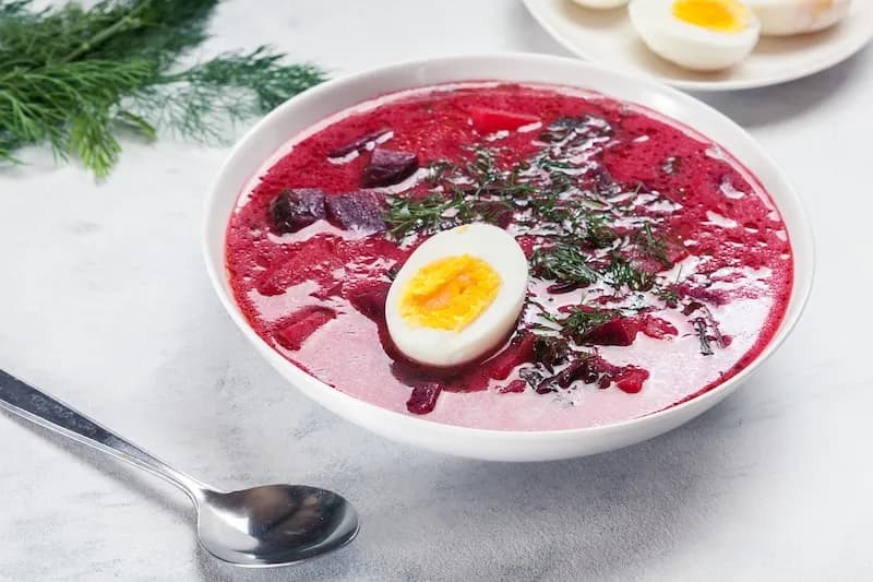 Jak ugotować zupę z botwiny - prosty przepis na smaczną zupę