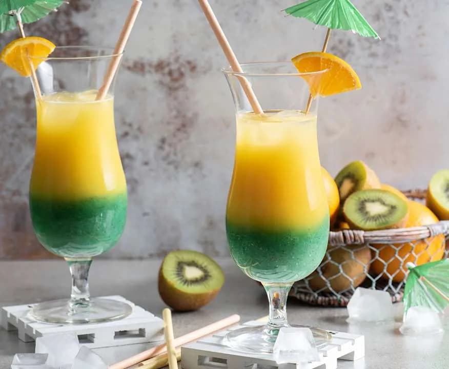 Orzeźwiający drink z kiwi – przepis na idealny koktajl na lato