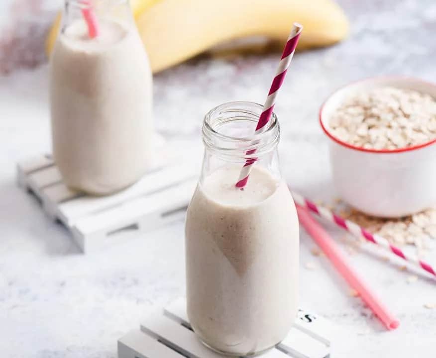 Zdrowe koktajle z płatkami owsianymi, które pokochasz na śniadanie