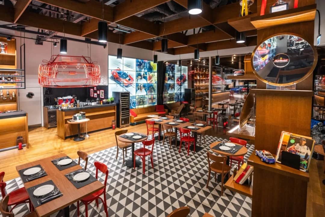 Gdzie na obiad w Katowicach? Odkryj najlepsze miejsca na smaczne dania