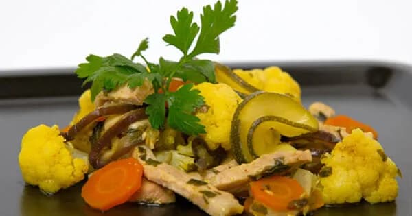 Ile gotować kalafior w zupie, aby był idealnie miękki i smaczny Ile gotować kalafior w zupie, aby był idealnie miękki i smaczny